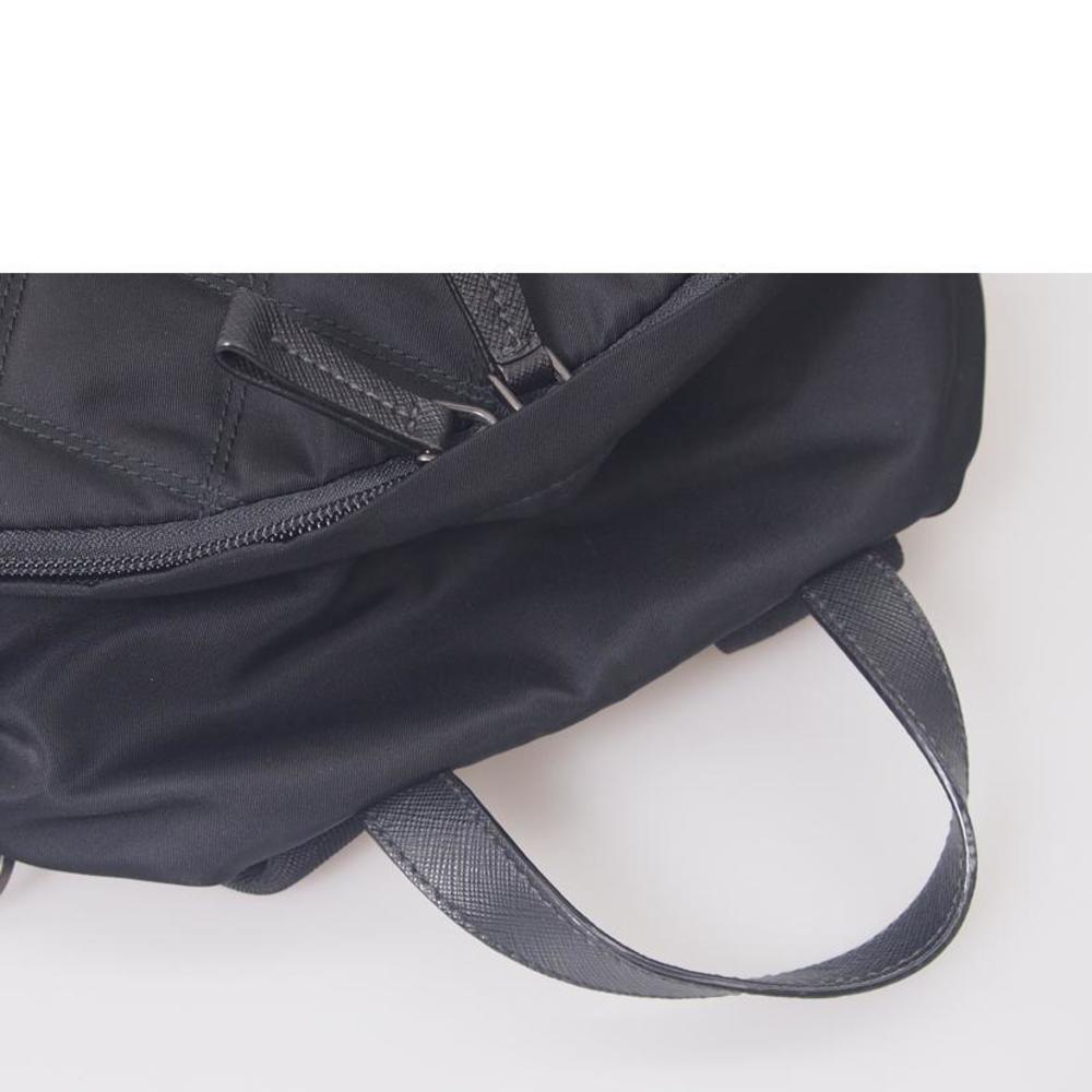 Prada Patch Black Quilted Backpack - image 4